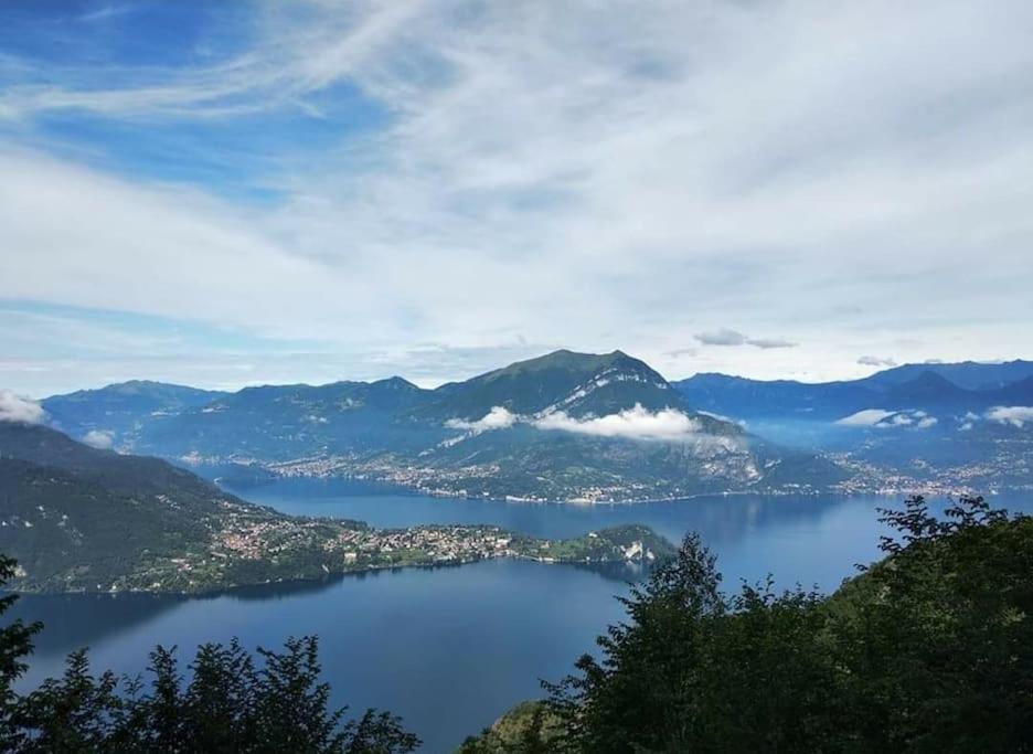 Mansarda Fra Monte E Lago Esino Lario Buitenkant foto